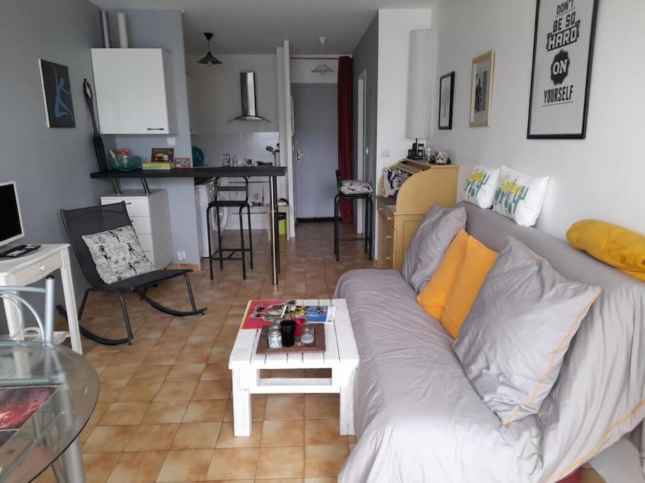 Bernières-sur-Mer F1 Veranda Jardinet En Residence Front De Mer מראה חיצוני תמונה
