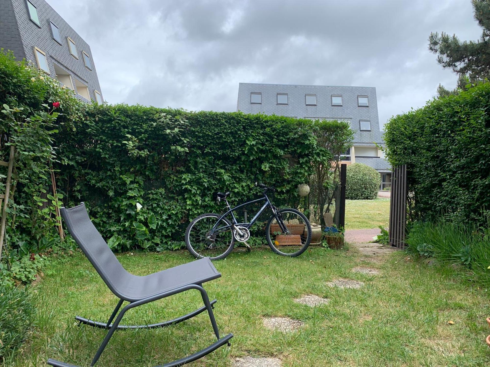 Bernières-sur-Mer F1 Veranda Jardinet En Residence Front De Mer מראה חיצוני תמונה
